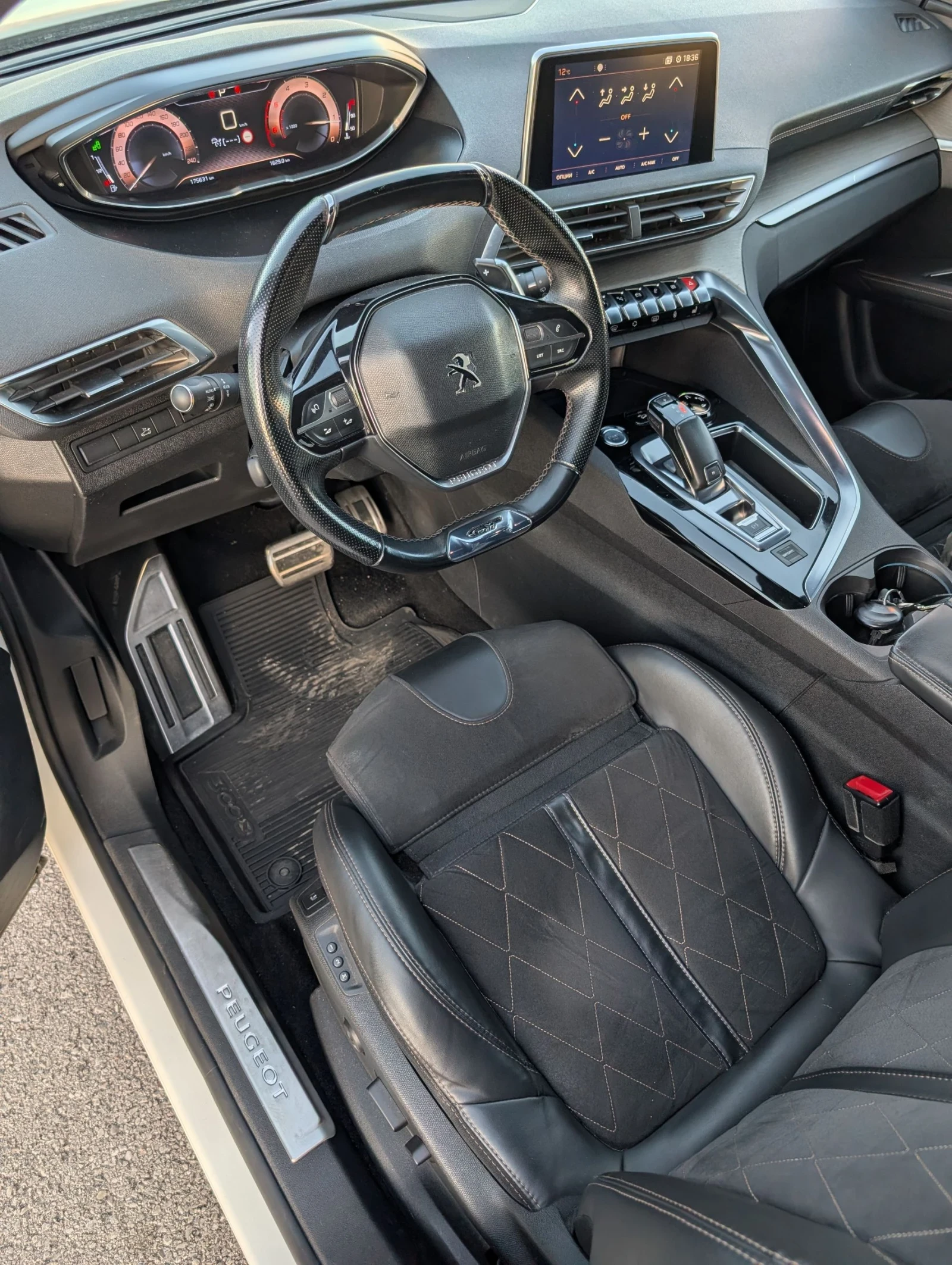 Peugeot 3008 2.0hdi GT FULL, снимка 7 - Автомобили и джипове - 53734337