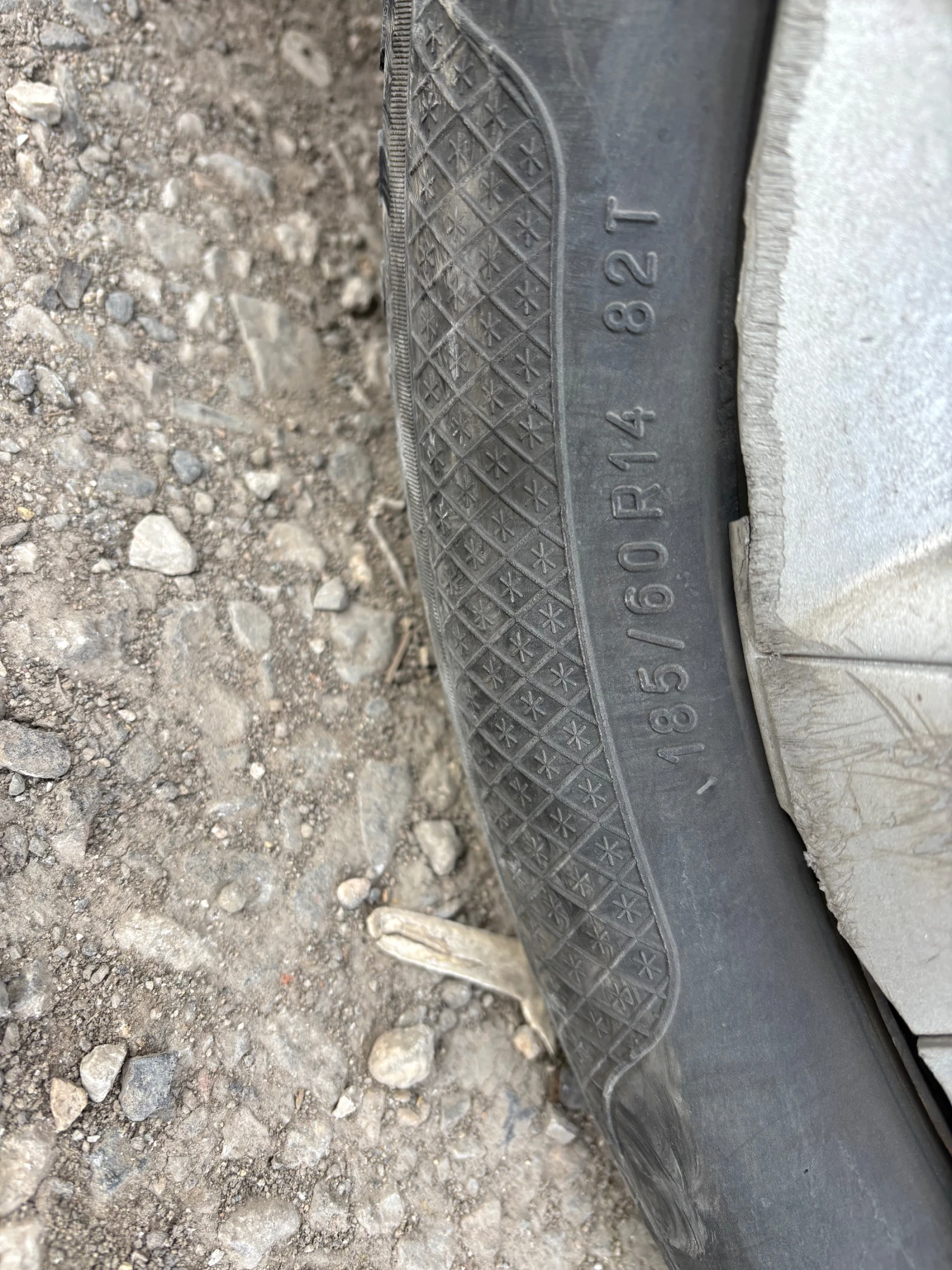 Seat Cordoba 1.6 SR, снимка 12 - Автомобили и джипове - 53938191