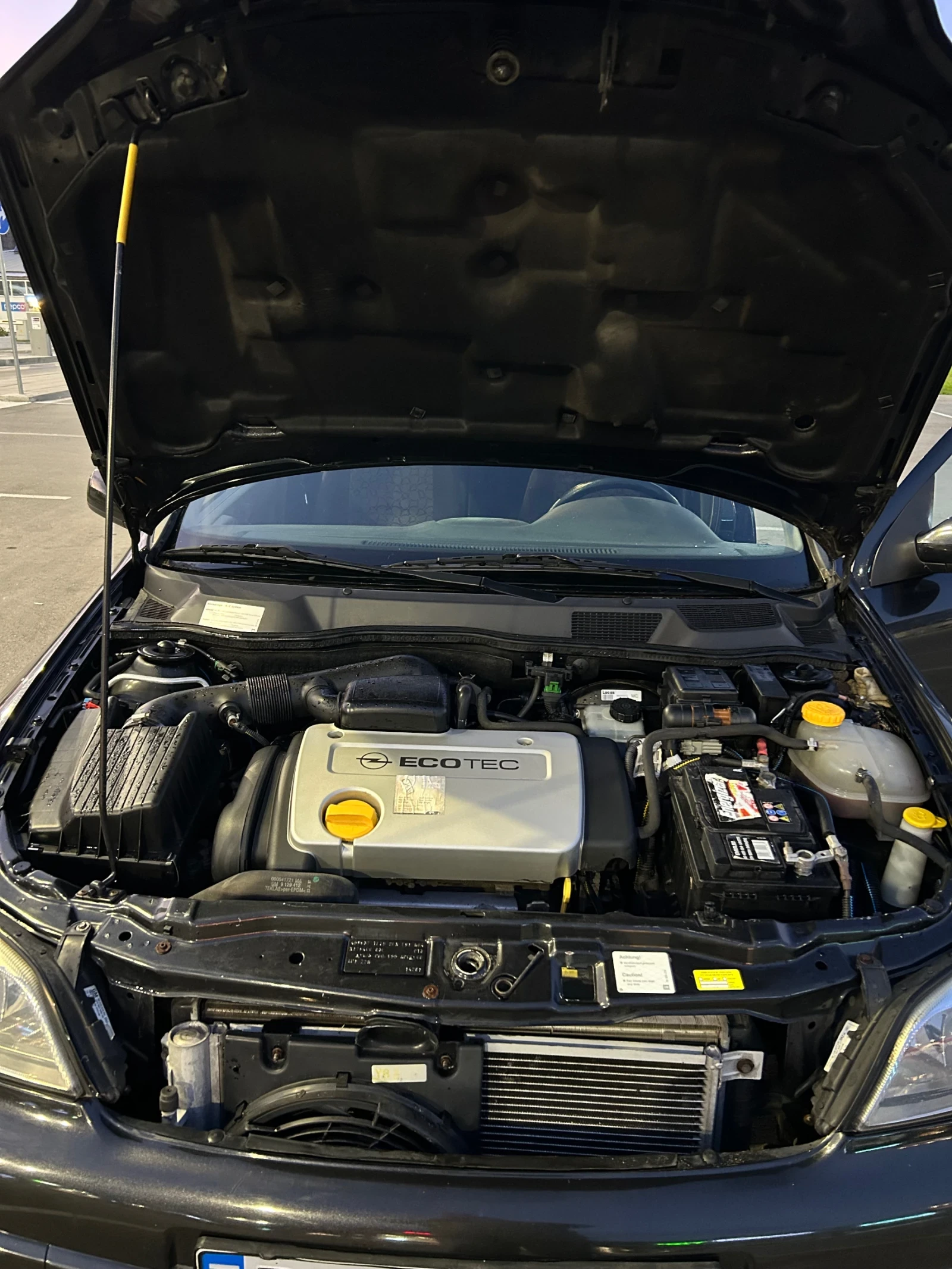 Opel Astra КОМБИ КЛИМАТИК АБС, снимка 9 - Автомобили и джипове - 54173526