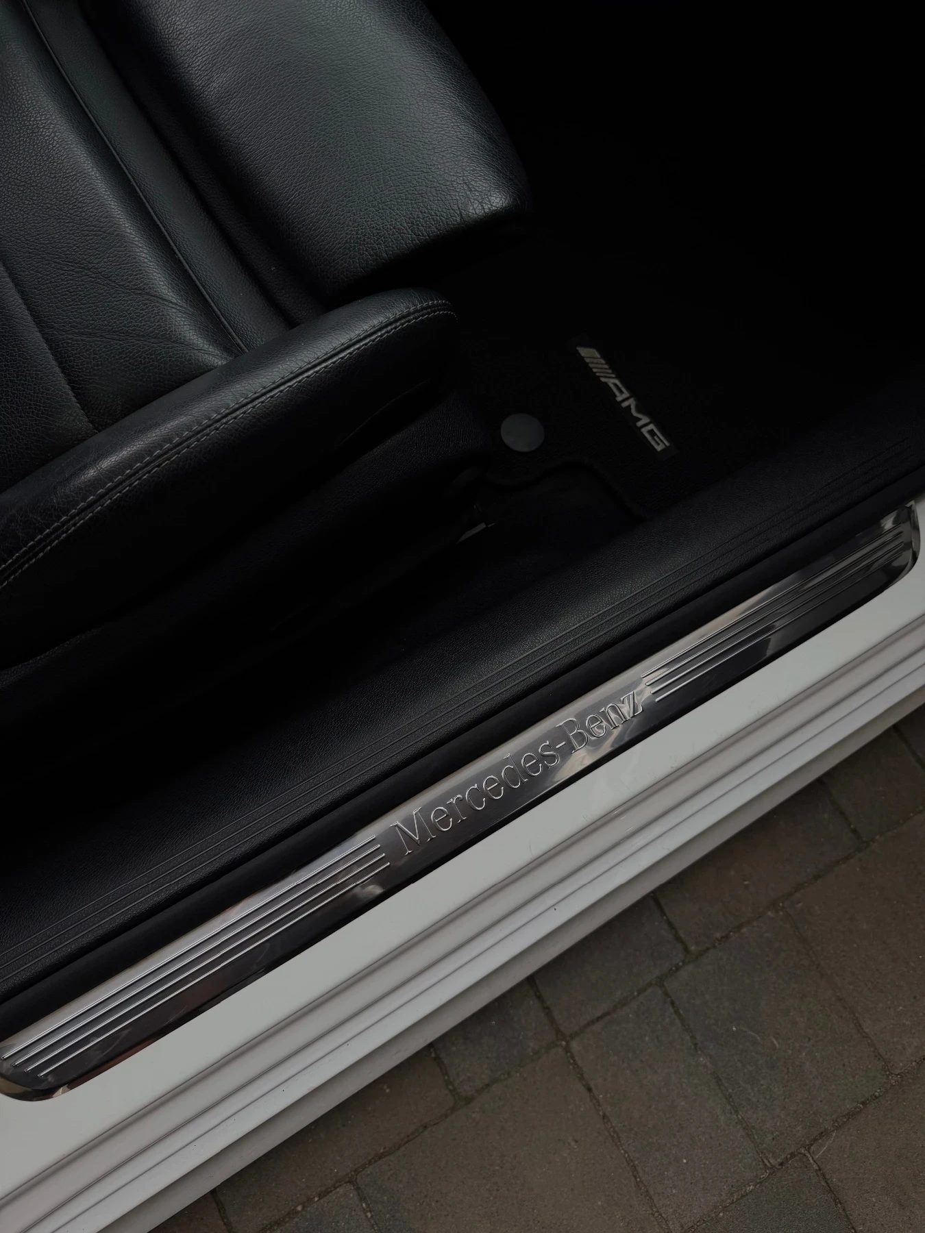 Mercedes-Benz E 220, снимка 11 - Автомобили и джипове - 54518041