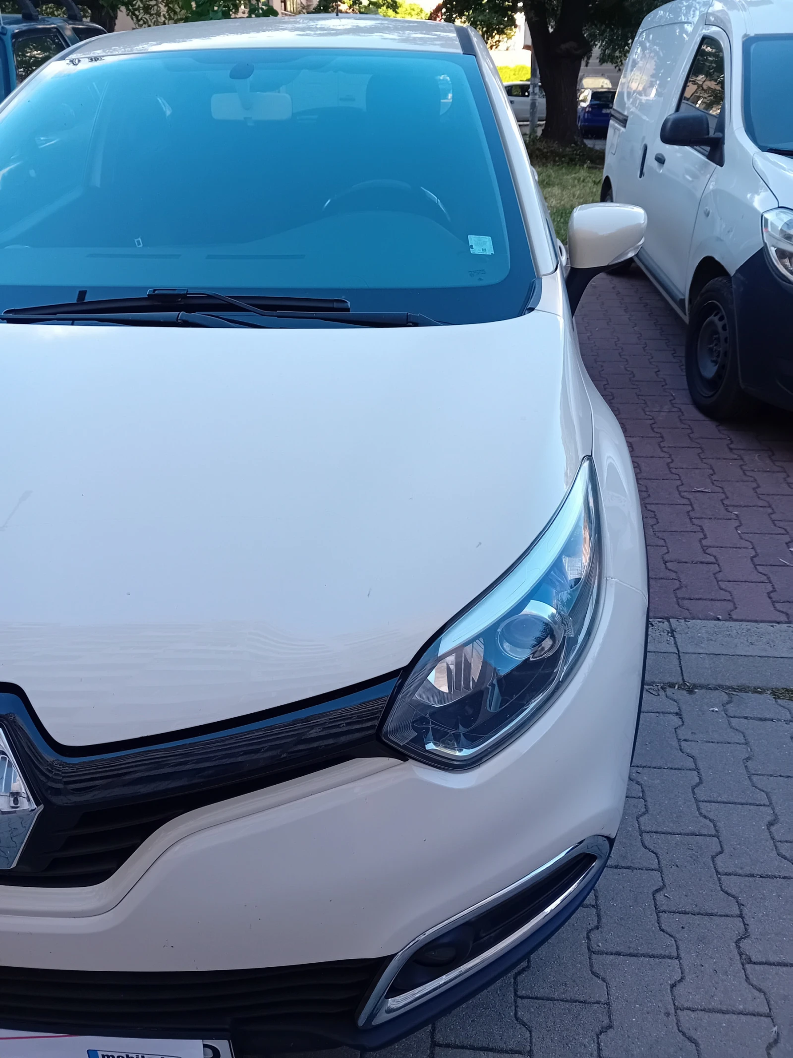 Renault Captur 1, 5 dci, снимка 3 - Автомобили и джипове - 54904704