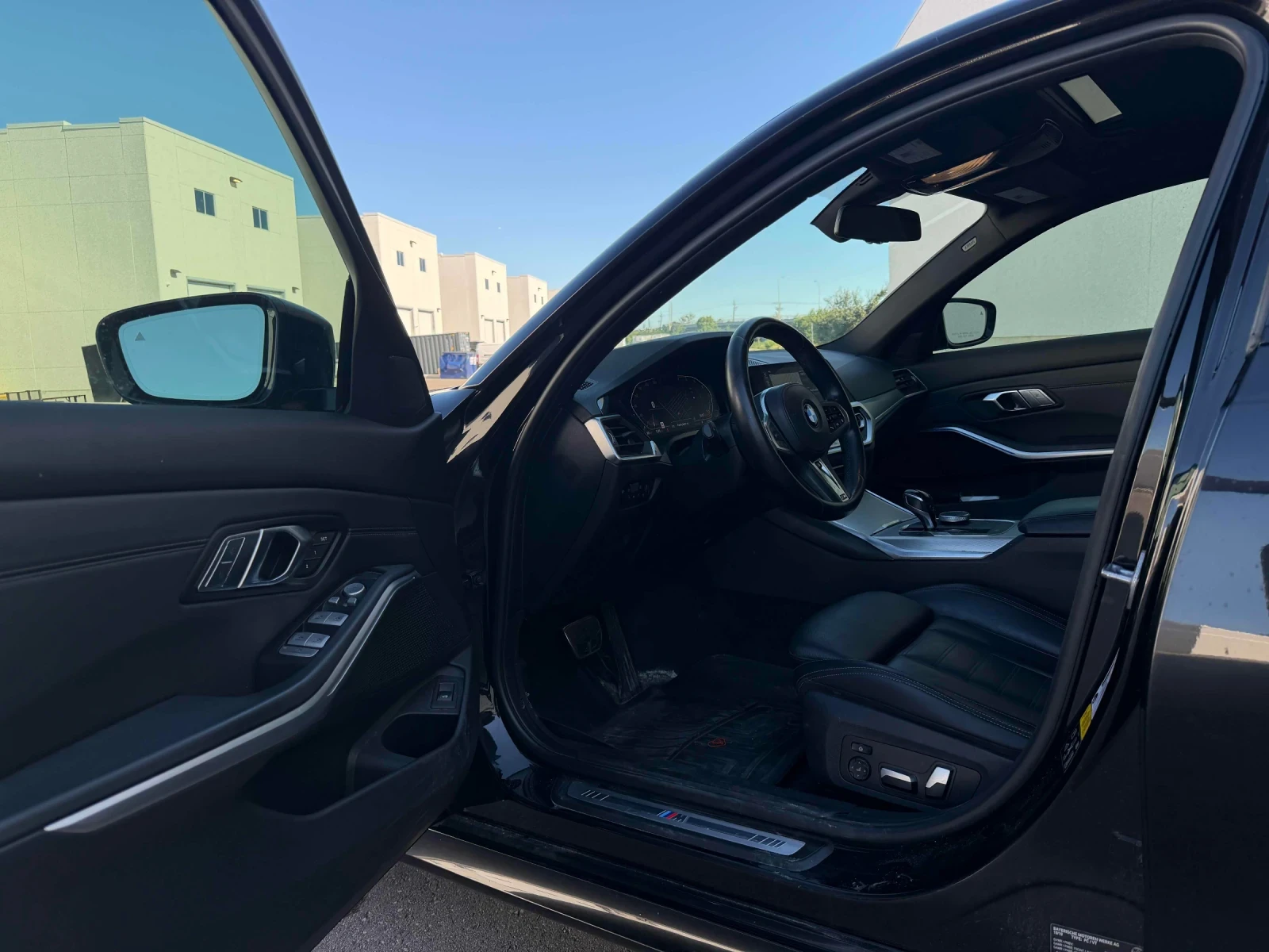 BMW 330 ШИБИДАХ* ПОДГРЕВ* М ПАКЕТ* CARFAX, снимка 16 - Автомобили и джипове - 55076904