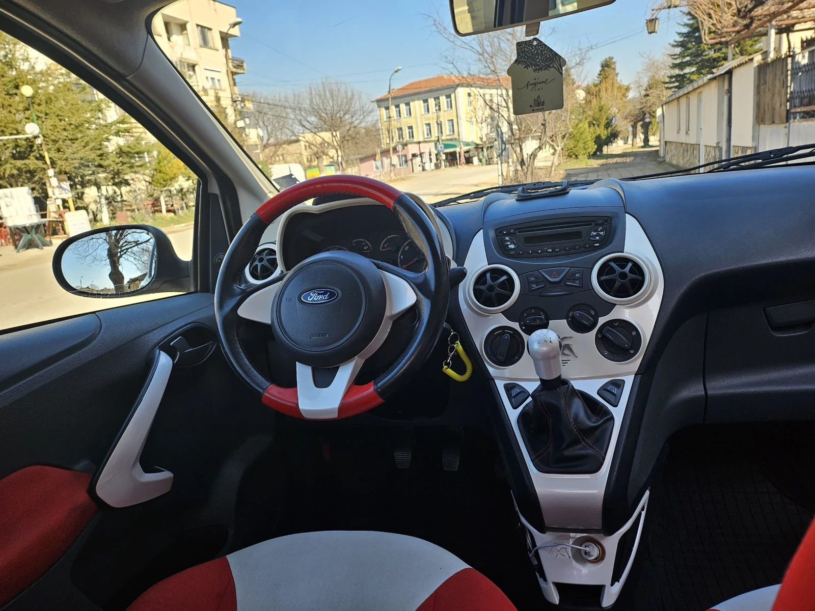 Ford Ka, снимка 9 - Автомобили и джипове - 55173842