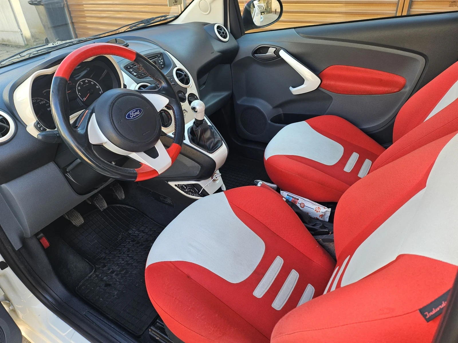 Ford Ka, снимка 10 - Автомобили и джипове - 55173842