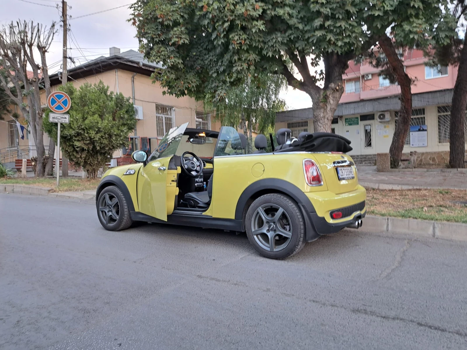 Mini Cooper s cabrio, снимка 14 - Автомобили и джипове - 56135289