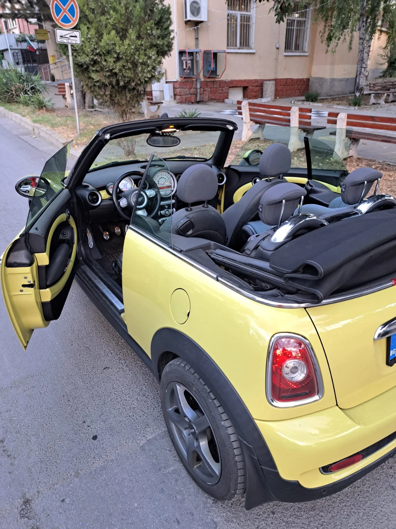 Mini Cooper s cabrio, снимка 10 - Автомобили и джипове - 56135289