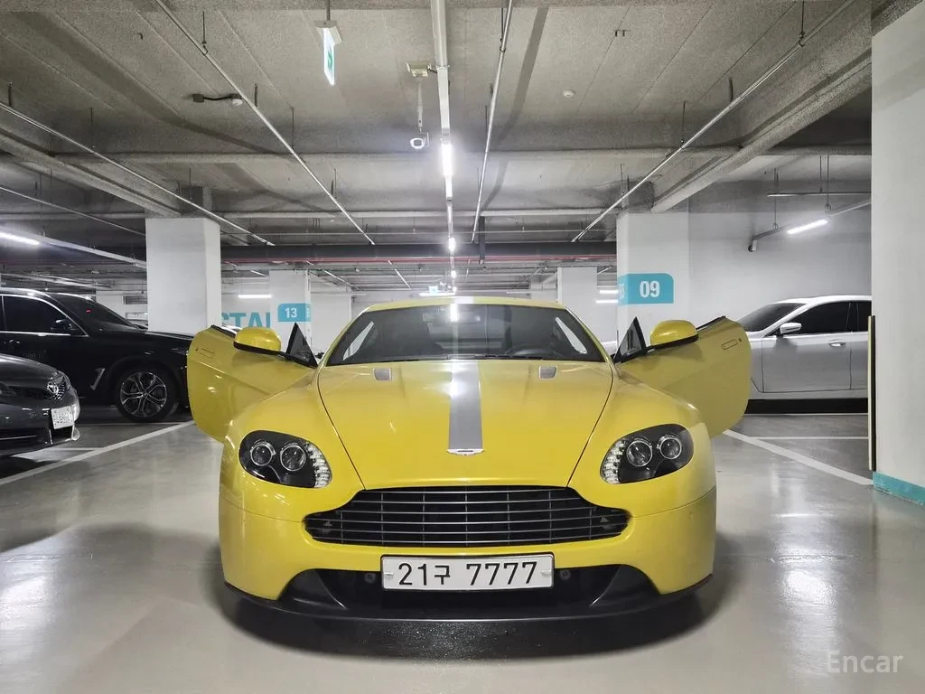 Aston Martin V8 Vantage V8 4.7 | SPORT EXHAUST