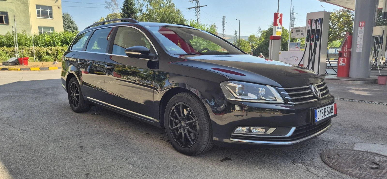 VW Passat 2.0tdi 140кс. Automat LED дисктроник, снимка 6 - Автомобили и джипове - 55886285