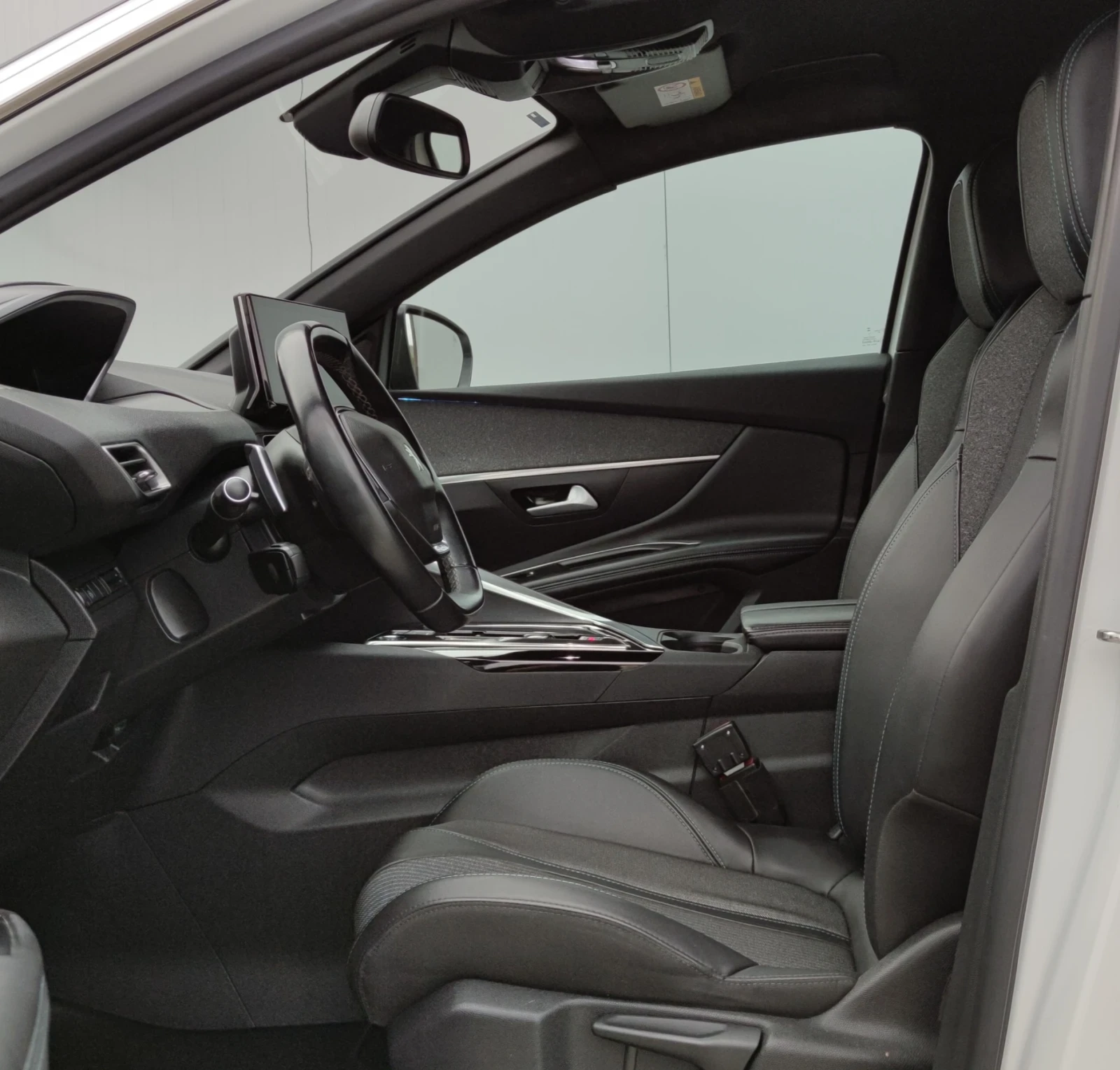 Peugeot 3008, снимка 14 - Автомобили и джипове - 56232119