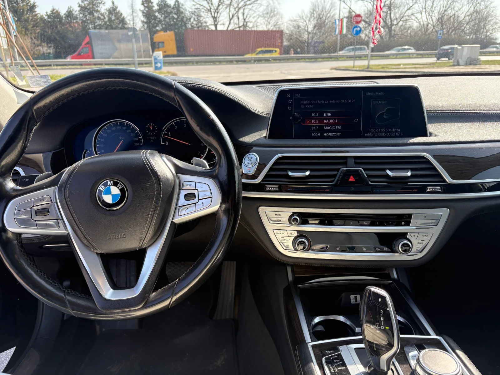 BMW 740, снимка 8 - Автомобили и джипове - 56561716