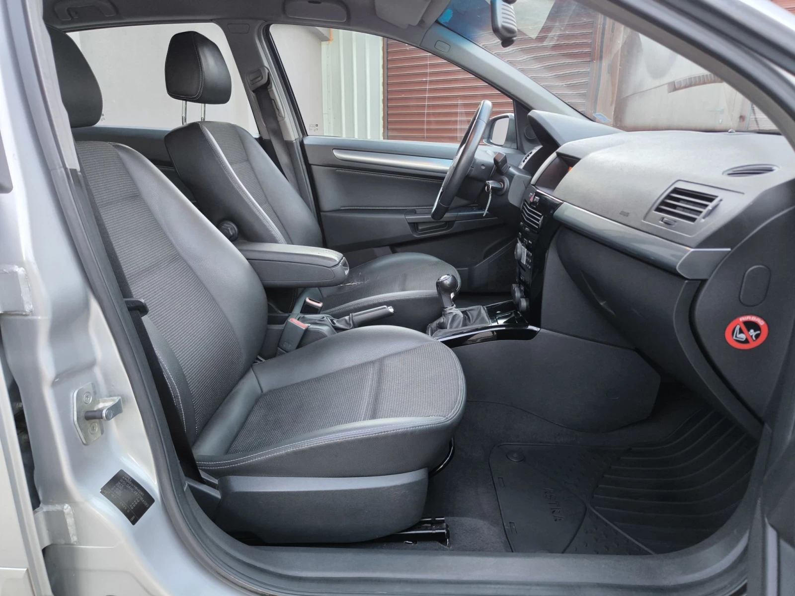 Opel Astra 1.7 Isuzu, снимка 9 - Автомобили и джипове - 56657138