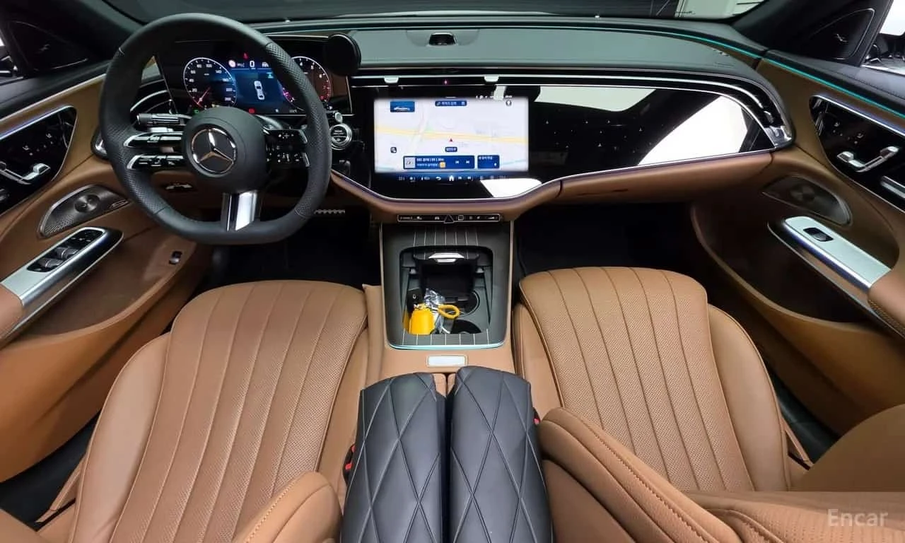 Mercedes-Benz E 300 E300 4MATIC AMG Line, снимка 7 - Автомобили и джипове - 56705385