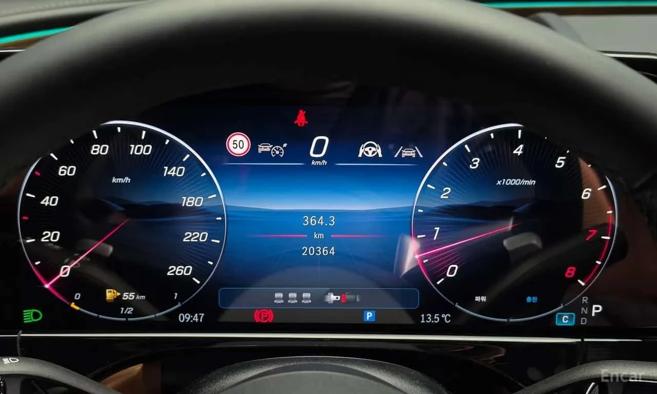 Mercedes-Benz E 300 E300 4MATIC AMG Line, снимка 8 - Автомобили и джипове - 56705385