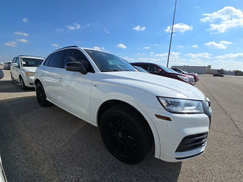 Audi SQ5 Quattro* Matrix* Virtual* B&O* Black Optic* Подгре, снимка 1 - Автомобили и джипове - 48294235