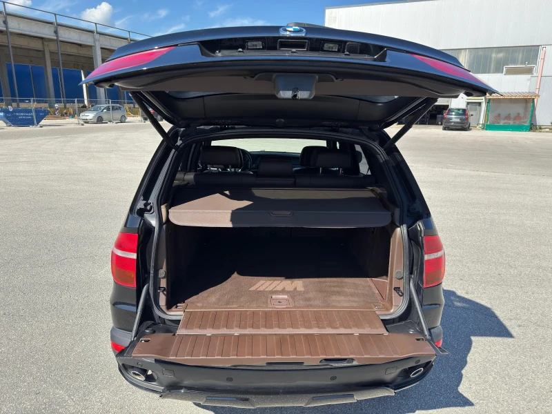 BMW X5 3.5SD нов мотор Гаранция Аеро Пакет, снимка 16 - Автомобили и джипове - 50474414