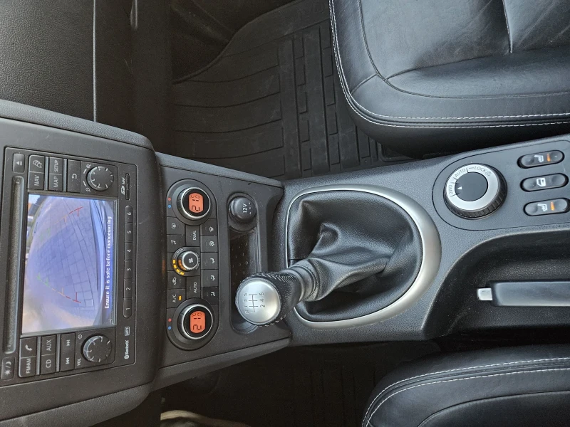 Nissan Qashqai 2.0i + 2 4x4 SWISS EDITION , снимка 13 - Автомобили и джипове - 52589661