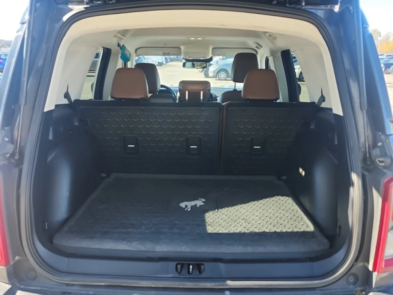 Ford Bronco * OUTER BANKS * CARFAX * БЕЗ ПЪРВОНАЧАЛНА ВНОСКА, снимка 13 - Автомобили и джипове - 52928481