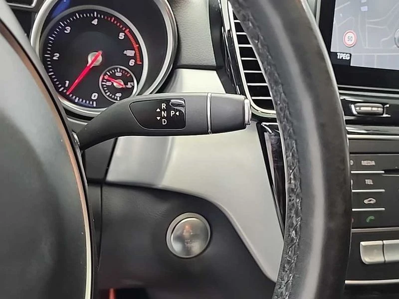Mercedes-Benz GLE GLE350 d 4MATIC| 258к.с.| ВКЛ.ТЕХНОТЕСТ, снимка 9 - Автомобили и джипове - 55217968