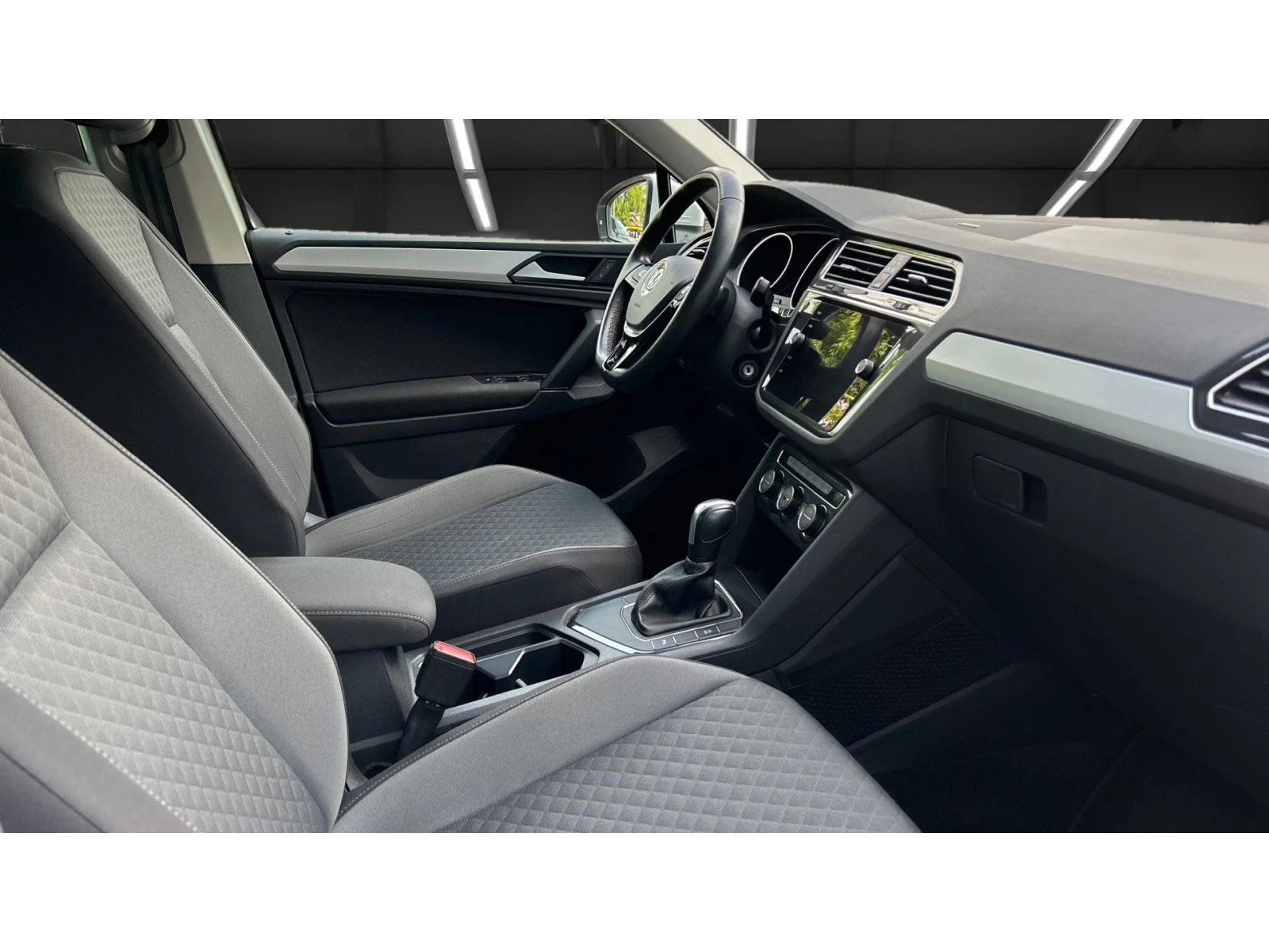 VW Tiguan 2.0 TDi DSG, Месечна вноска от 505 лв. - изображение 6