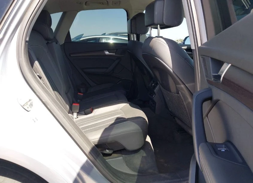 Audi Q5 PREMIUM PLUS 45 TFSI S LINE /DISTRONIC/DIGITAL - изображение 9