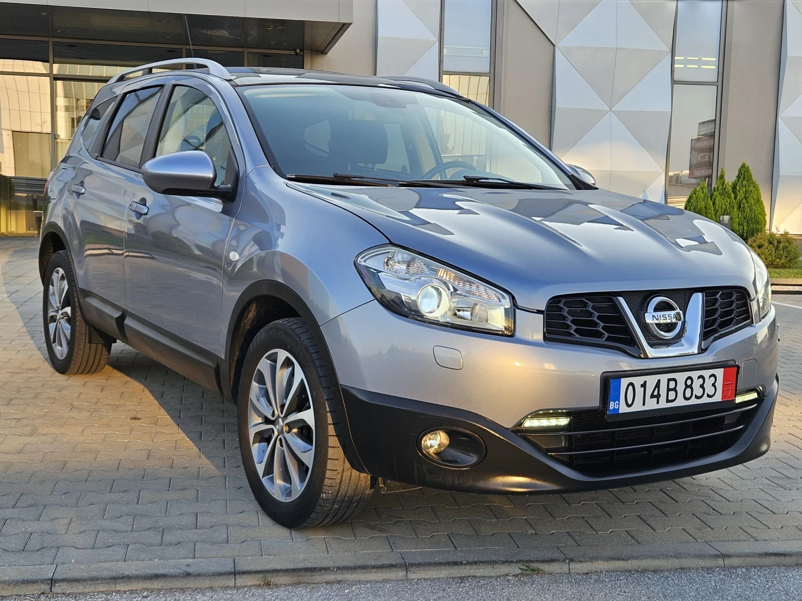 Nissan Qashqai 2.0i + 2 4x4 SWISS EDITION  | Mobile.bg   7