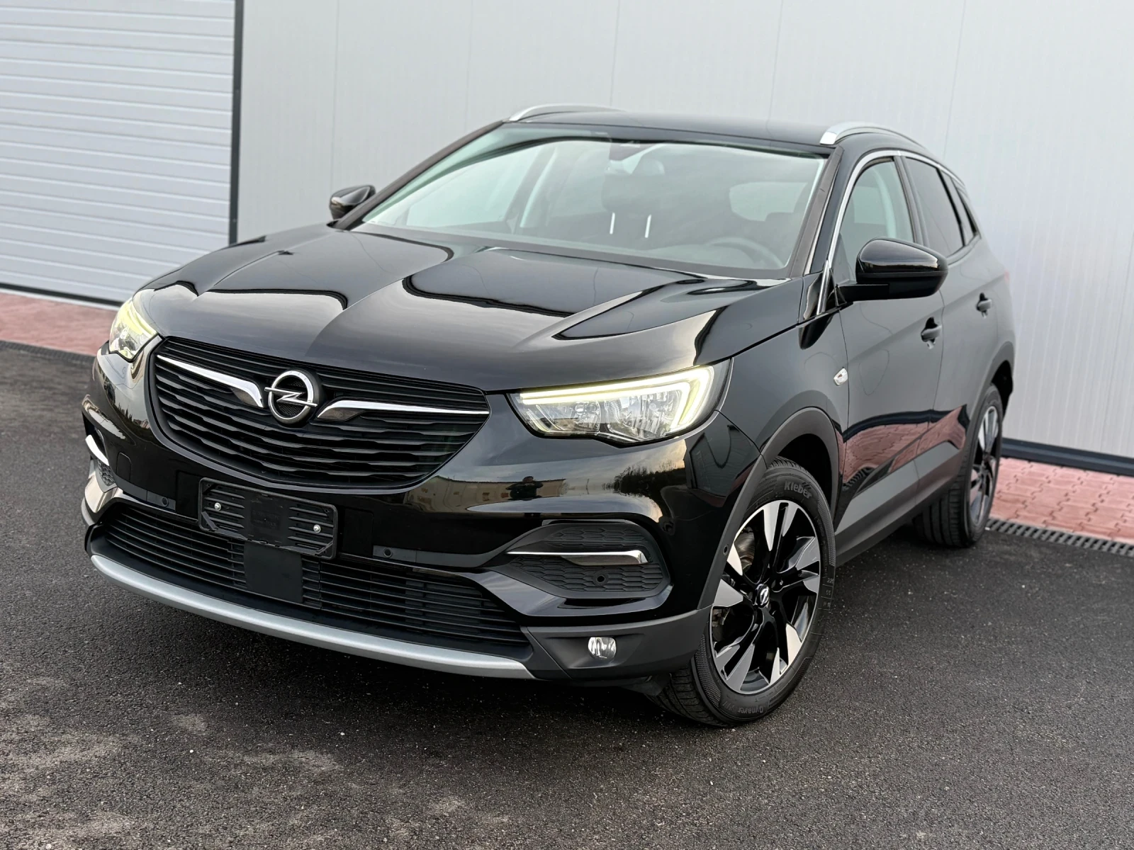 Opel Grandland X 1.6 TDCI 120кс 142хил км COSMO Италия - изображение 2