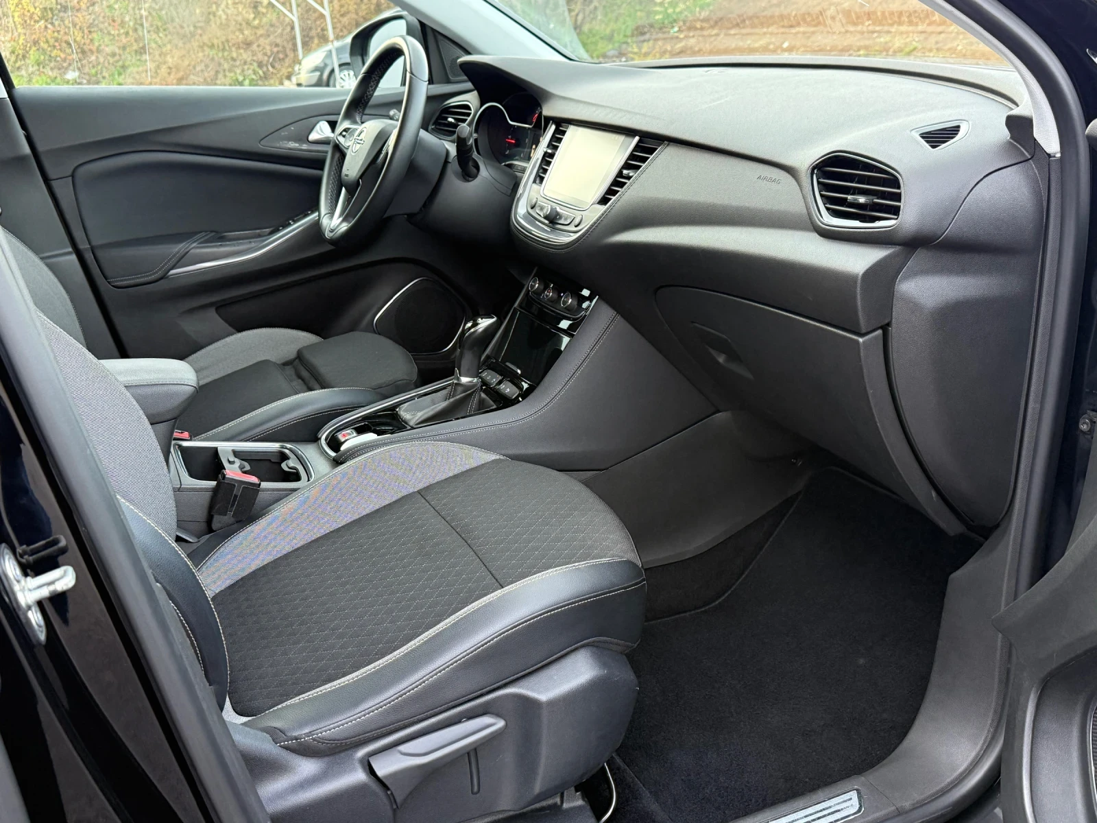 Opel Grandland X 1.6 TDCI 120кс 142хил км COSMO Италия - изображение 5