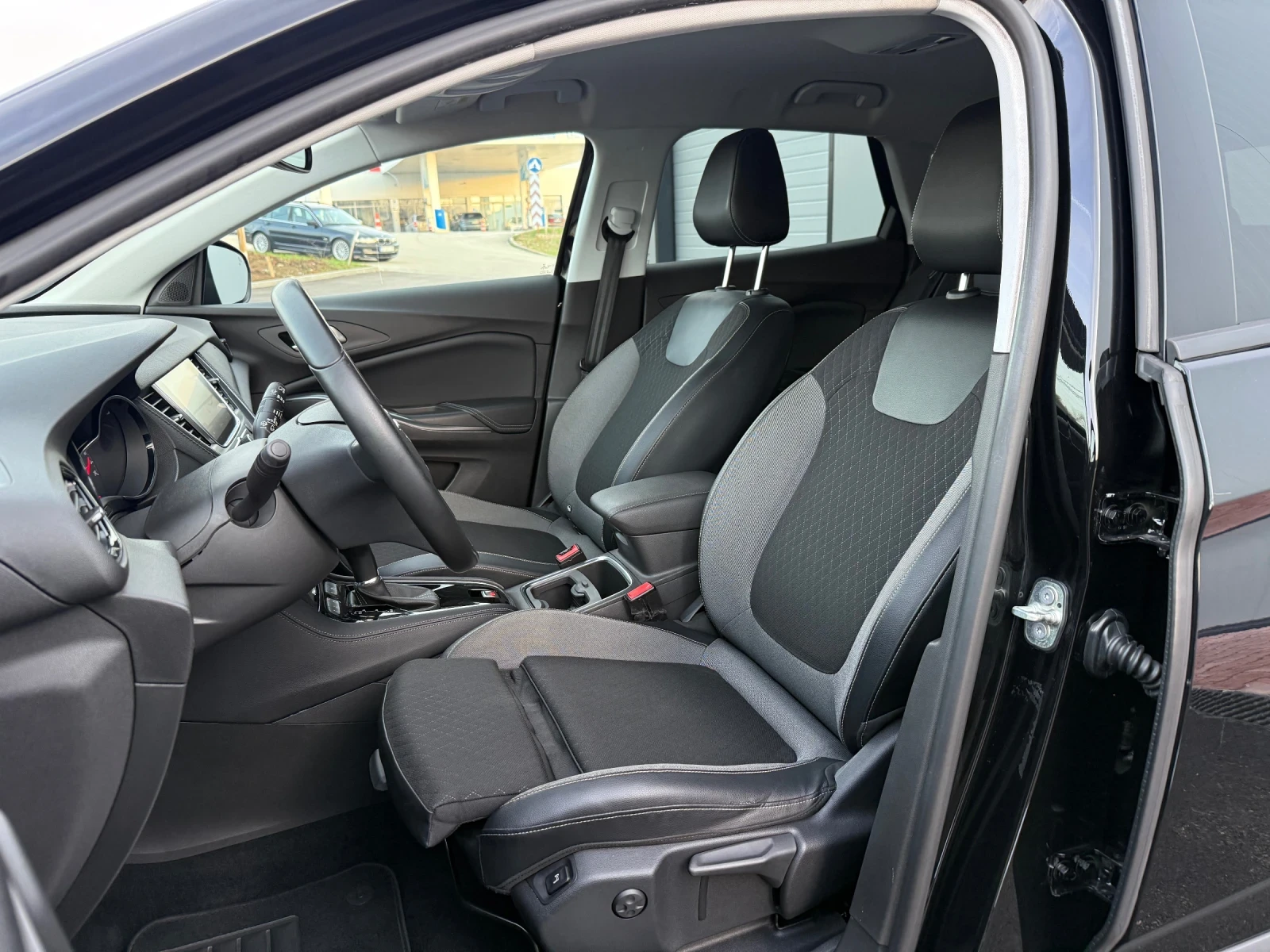 Opel Grandland X 1.6 TDCI 120кс 142хил км COSMO Италия - изображение 6