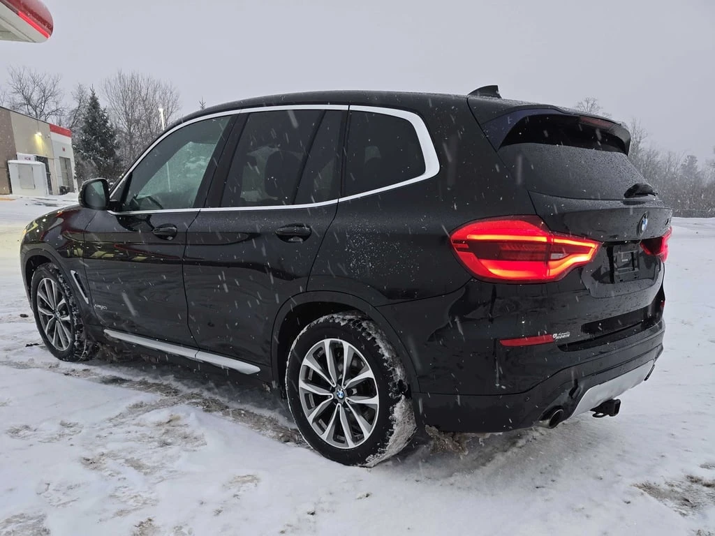 BMW X3  / xDrive30i / ДВА КЛЮЧА / ПАНОРАМА / CARFAX - изображение 3