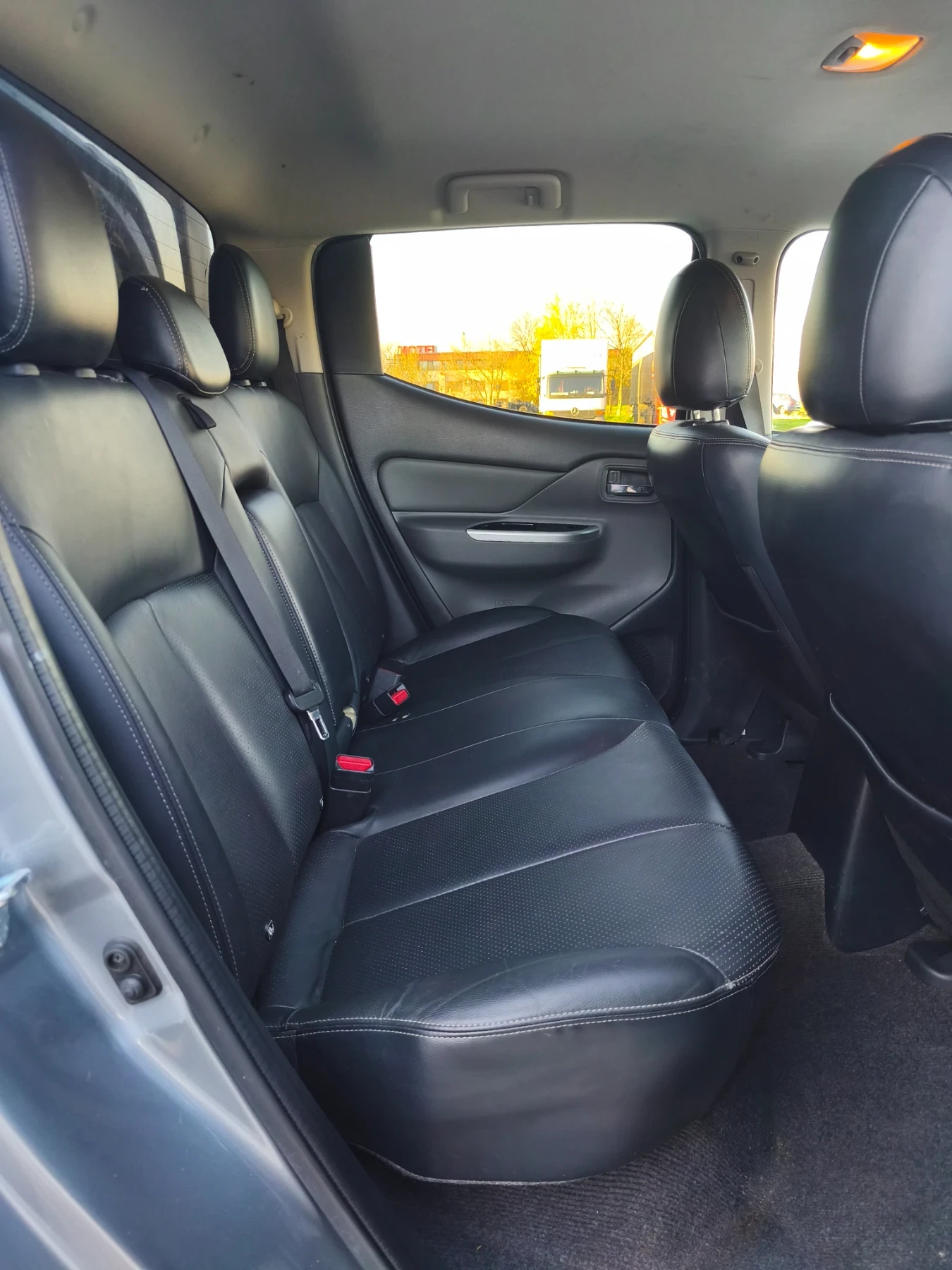 Mitsubishi L200 2.4D WARRIOR, снимка 10 - Автомобили и джипове - 54020708