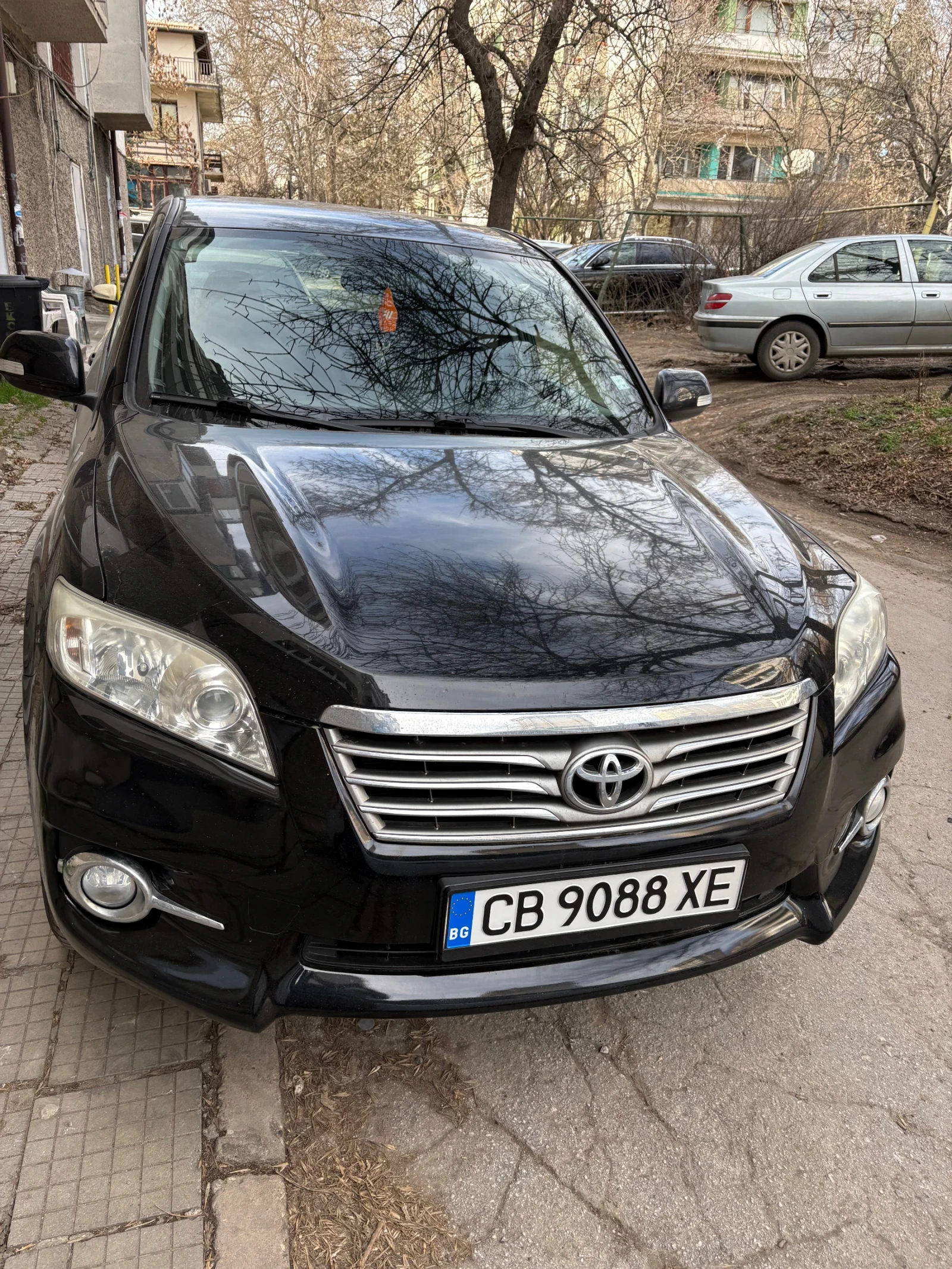 Toyota Rav4 2.2 Dizel, снимка 4 - Автомобили и джипове - 54666059