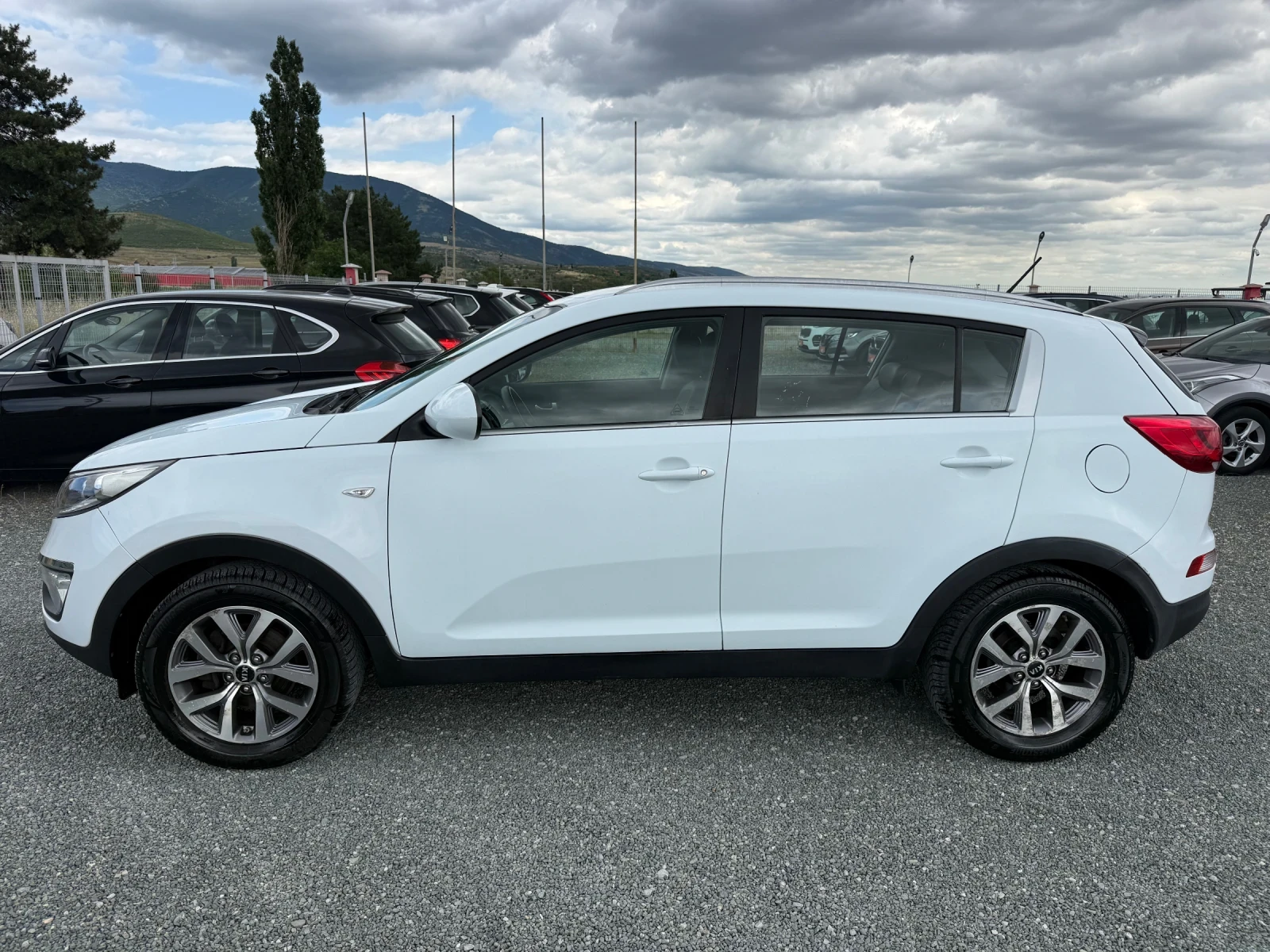 Kia Sportage (KATO ����)^(���) | Mobile.bg � ����������� 10