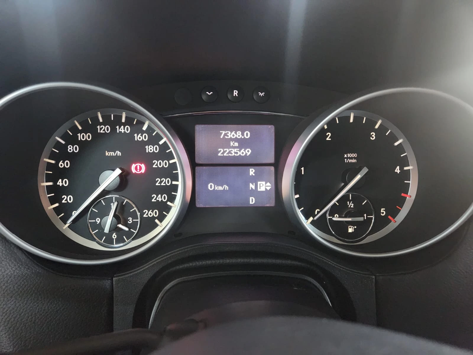 Mercedes-Benz GL 350 Mercedes-Benz GL 350 Bluetec 4 matic, снимка 6 - Автомобили и джипове - 55068982