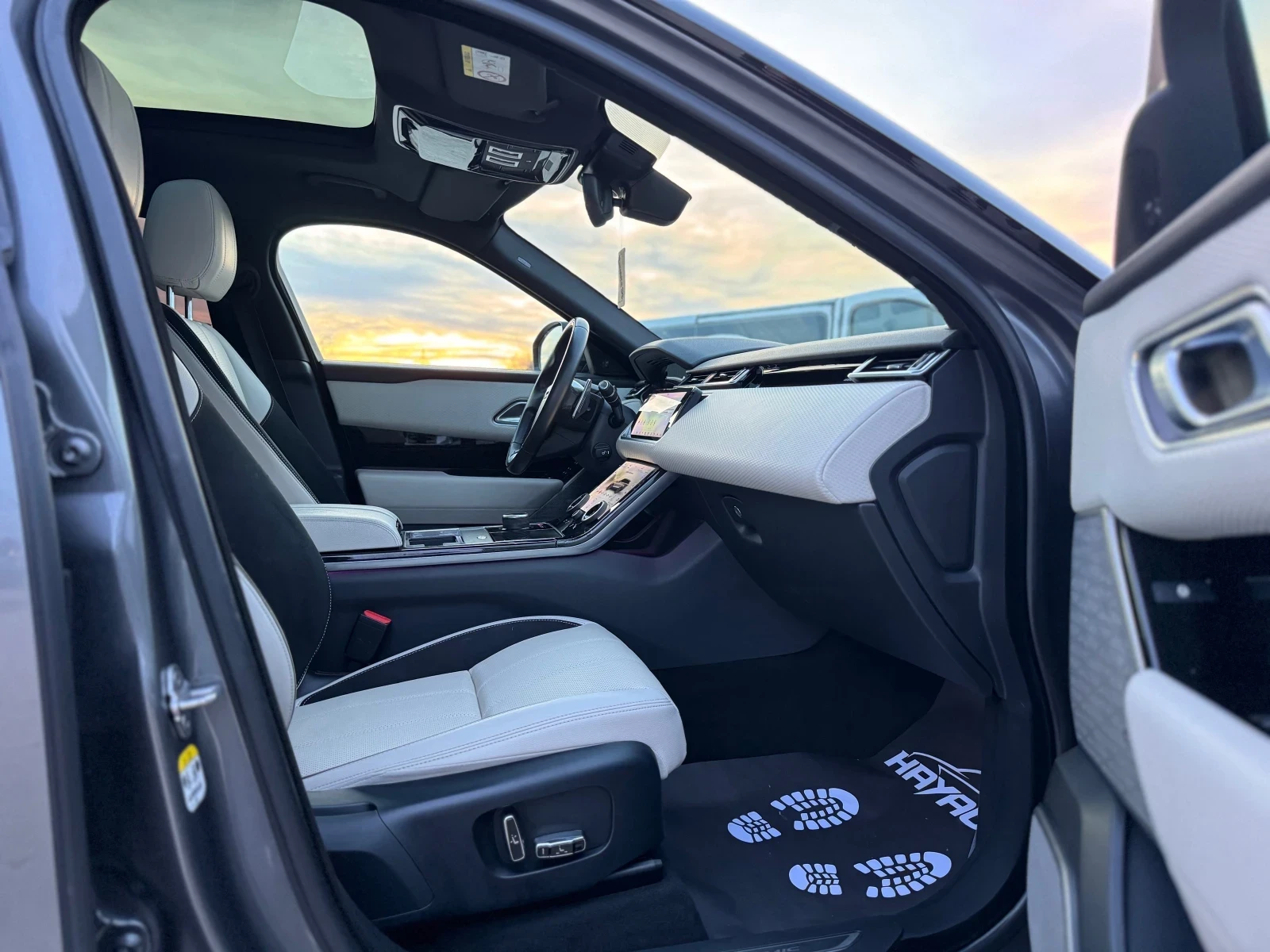 Land Rover Range Rover Velar R-DYNAMIC, снимка 8 - Автомобили и джипове - 55642689