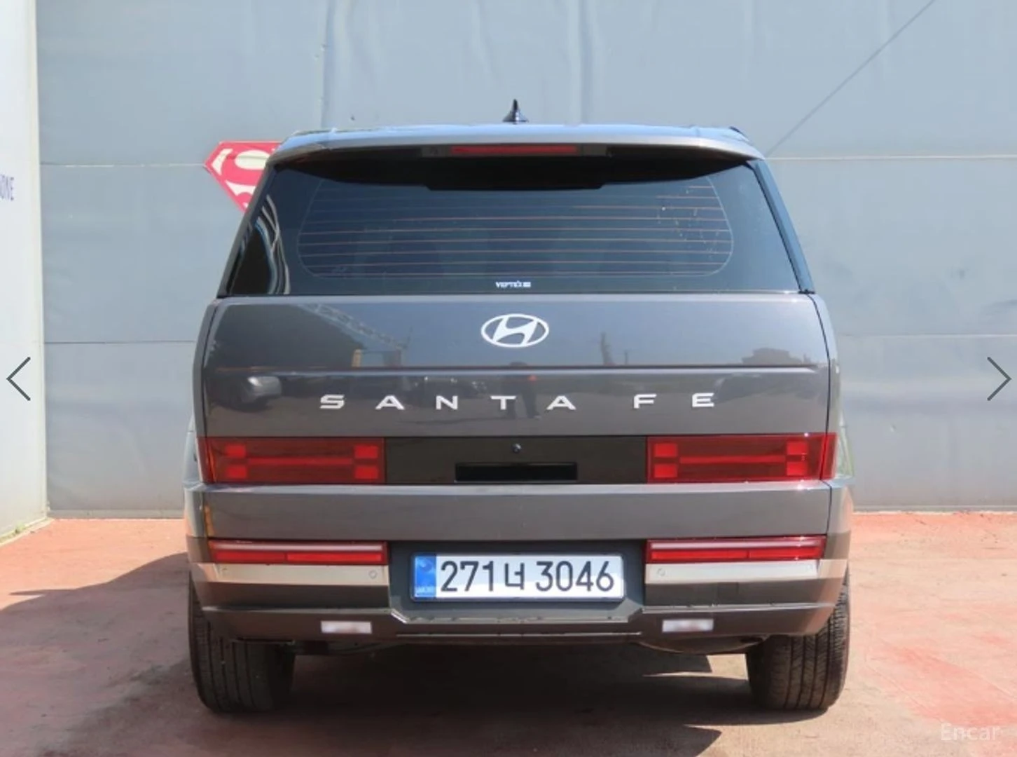 Hyundai Santa fe 1.6* HYBRID* EXCLUSIVE* ПОДГРЕВ* ОБДУХВАНЕ* 360КАМ, снимка 4 - Автомобили и джипове - 55682235