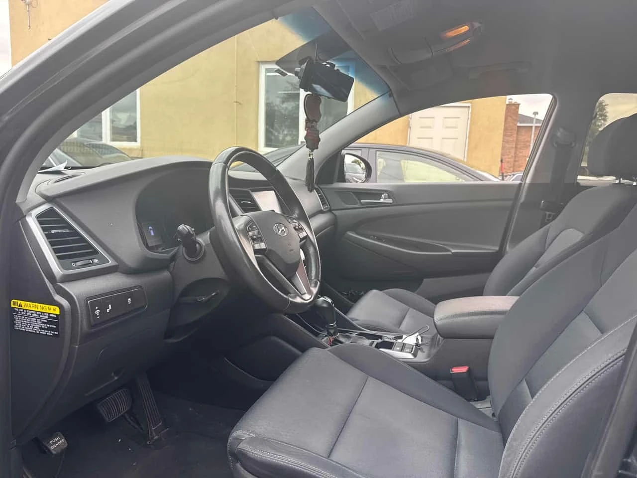 Hyundai Tucson * Premium * CARFAX * , снимка 5 - Автомобили и джипове - 56280341