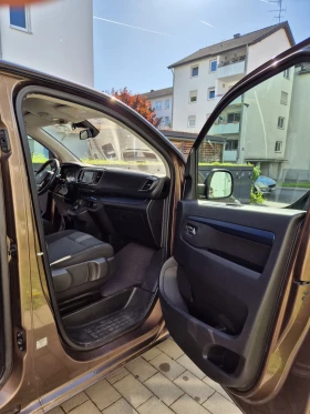 Peugeot Traveller, снимка 9