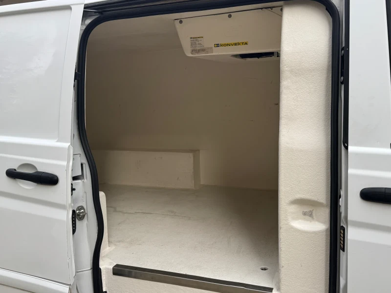Mercedes-Benz Vito 113 CDI* Хладилен до-18*      Toп Състояние, снимка 14 - Бусове и автобуси - 52725806