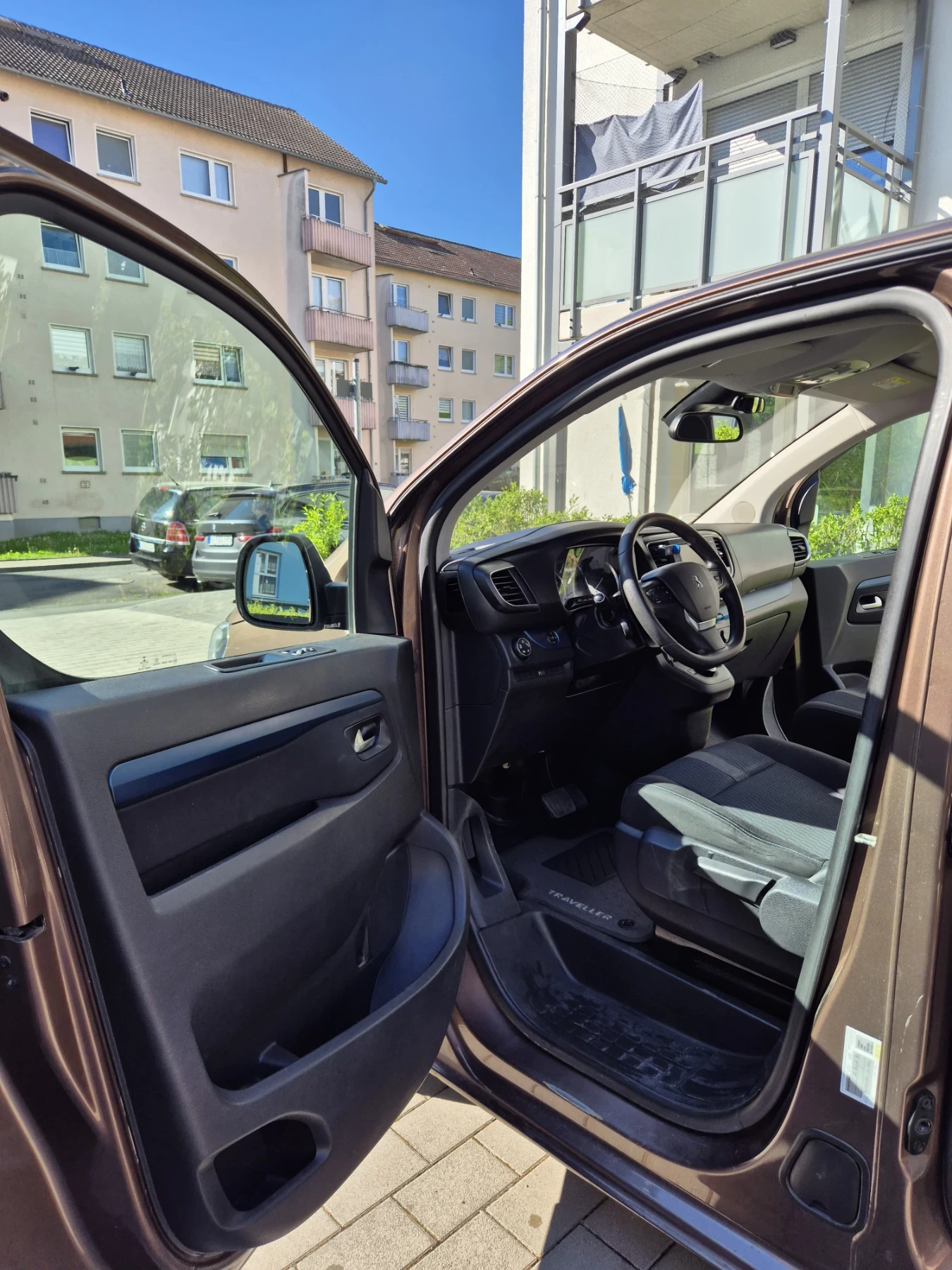 Peugeot Traveller, снимка 12 - Бусове и автобуси - 55211778