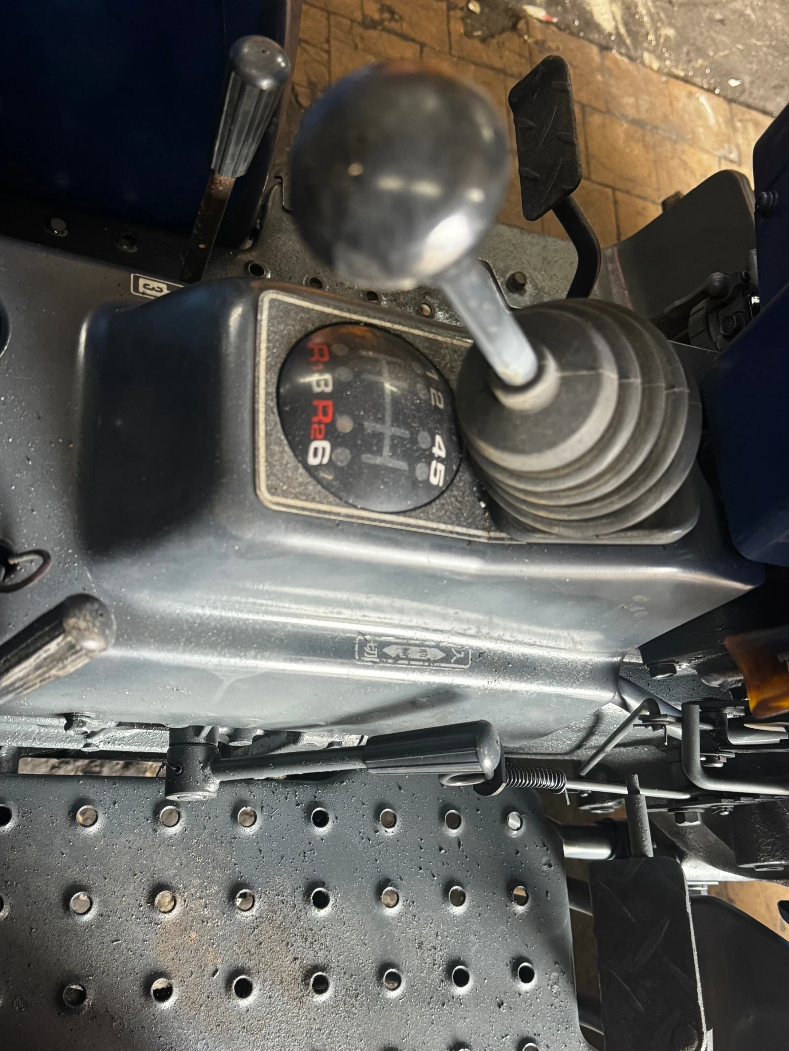 Трактор ISEKI TU2101, снимка 9 - Селскостопанска техника - 56188016