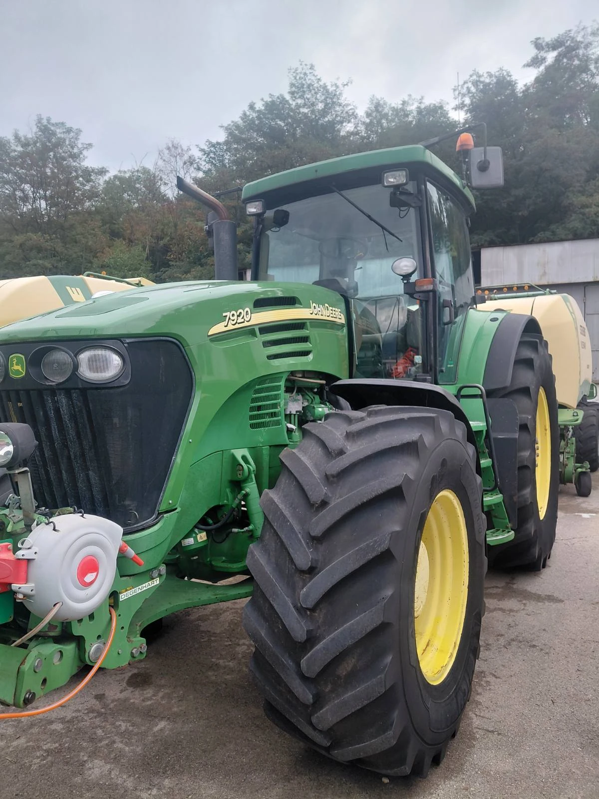 Трактор John Deere 7920, снимка 2 - Селскостопанска техника - 56273171