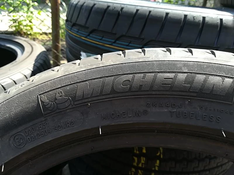 Гуми Летни 235/45R17, снимка 3 - Гуми и джанти - 21761020