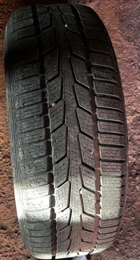 Гуми с джанти Semperit 205/55R16, снимка 2 - Гуми и джанти - 47787007