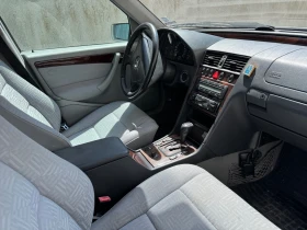 Mercedes-Benz C 200, снимка 9