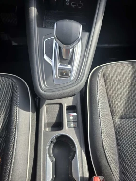 Renault Captur PLUG-IN HYBRID 140, снимка 10