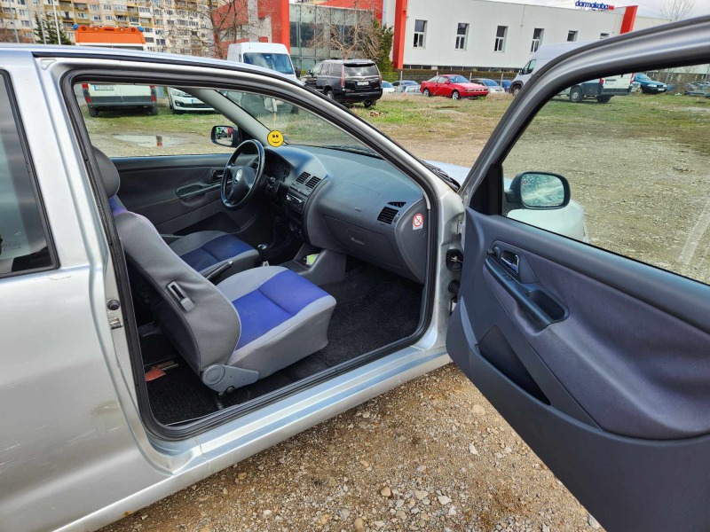 Seat Ibiza 1.4, снимка 10 - Автомобили и джипове - 44668442