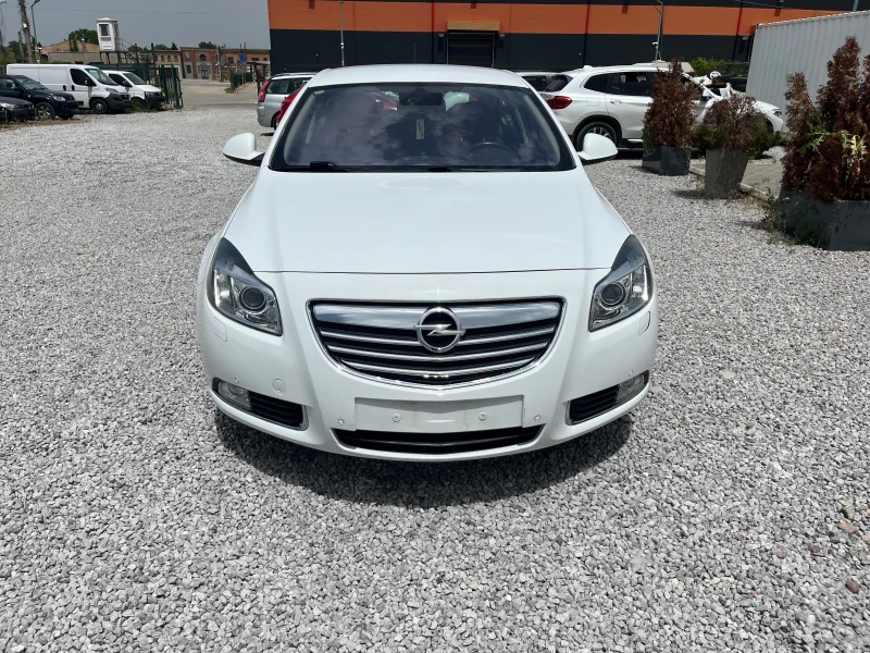 Opel Insignia 1.6Ti-180k.c. COSMO, снимка 1 - Автомобили и джипове - 47165774