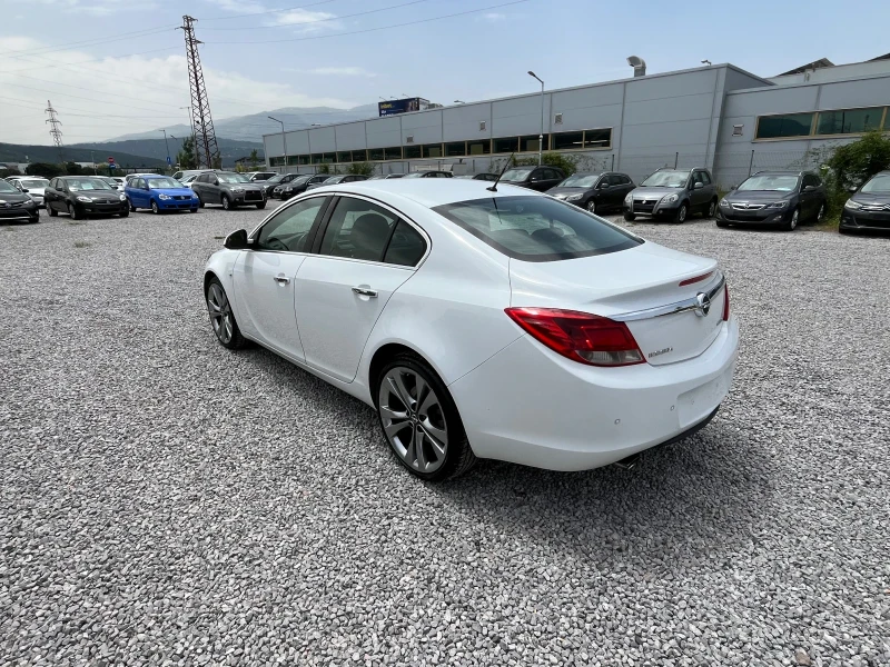 Opel Insignia 1.6Ti-180k.c. COSMO, снимка 4 - Автомобили и джипове - 47165774