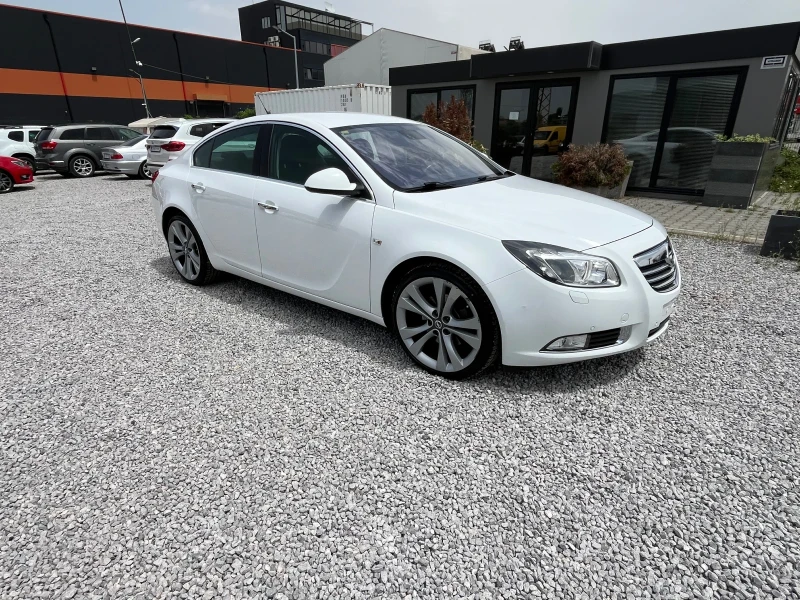 Opel Insignia 1.6Ti-180k.c. COSMO, снимка 8 - Автомобили и джипове - 47165774