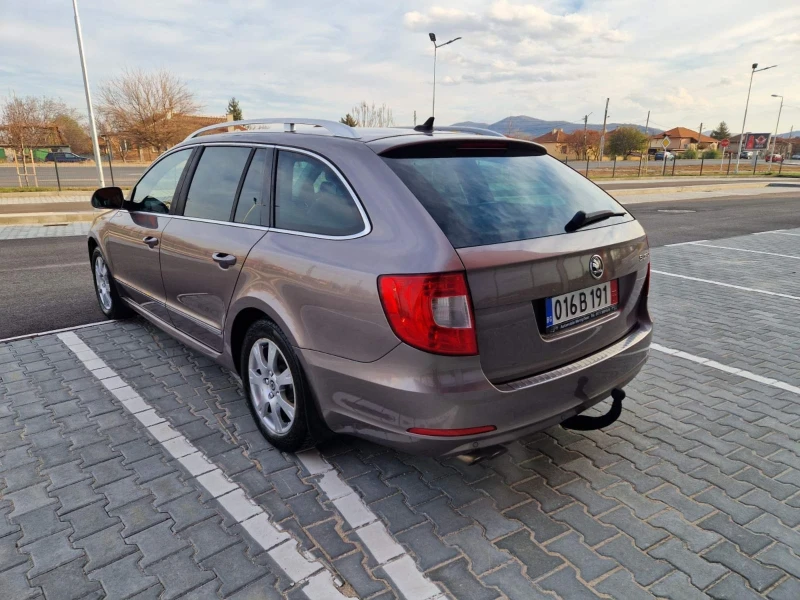 Skoda Superb 1.8 TSI, снимка 4 - Автомобили и джипове - 48057522